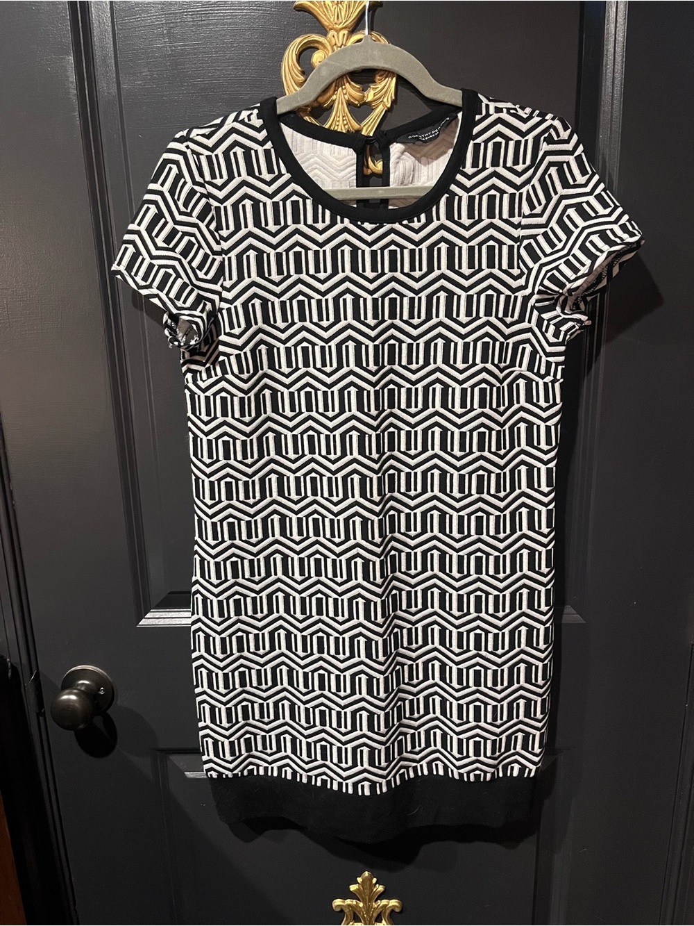 Dorothy Perkins Black & White Geometric Short Sleeve Dress